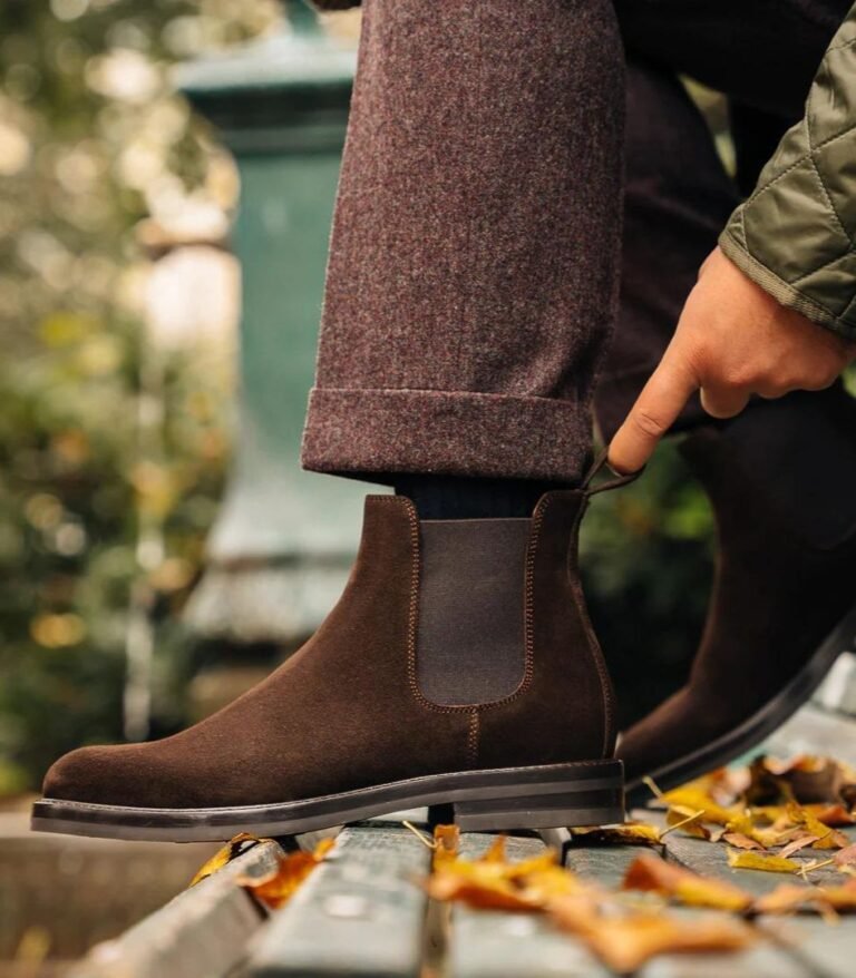 OLD MONEY SHOES - CHELSEA BOOTS - Velasca Boots in Dark Brown Suede