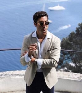 Old Money Summer Outfits for Men: Best styles in 2024